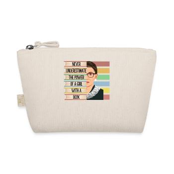 Never Under Estimate The Power Of A Girl With A Bo - Organic Pouch - nature - Front