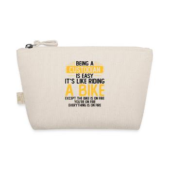 Being a caretaker - Organic Pouch - nature - Front