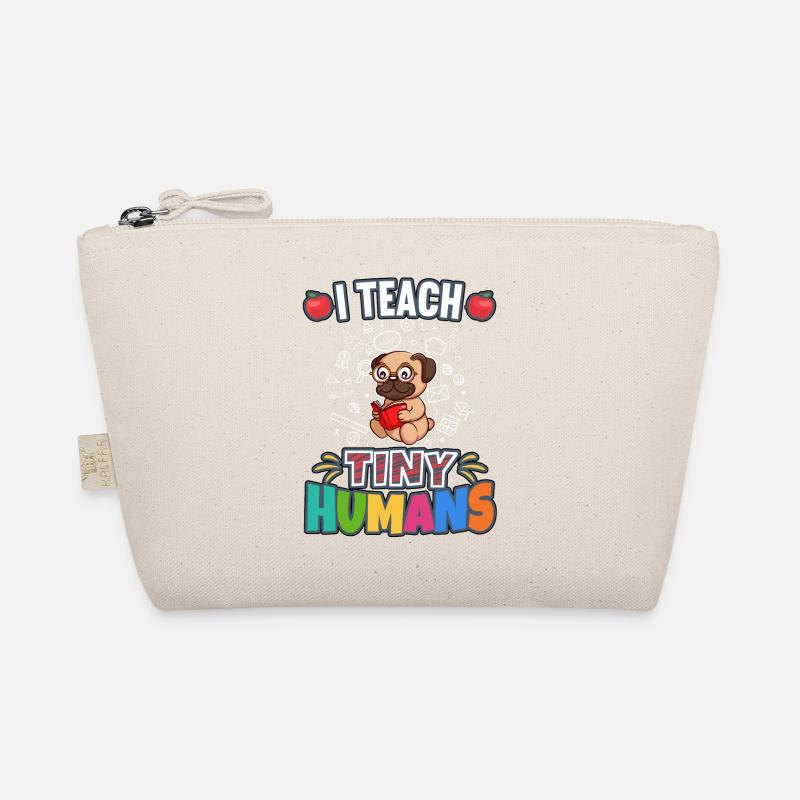J’enseigne à Tiny Humans enseignant à l’école primaire Trousse biologique