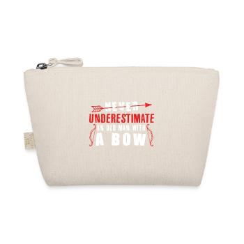 Never Underestimate An Old Man With A Bow - Bio-Täschchen - Natur - Vorne