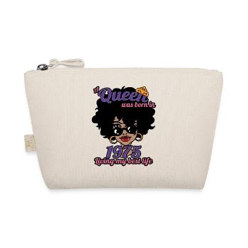 A Queen Was Born In 1975 - 47 Years Old Birthday - Organic Pouch - nature - Front
