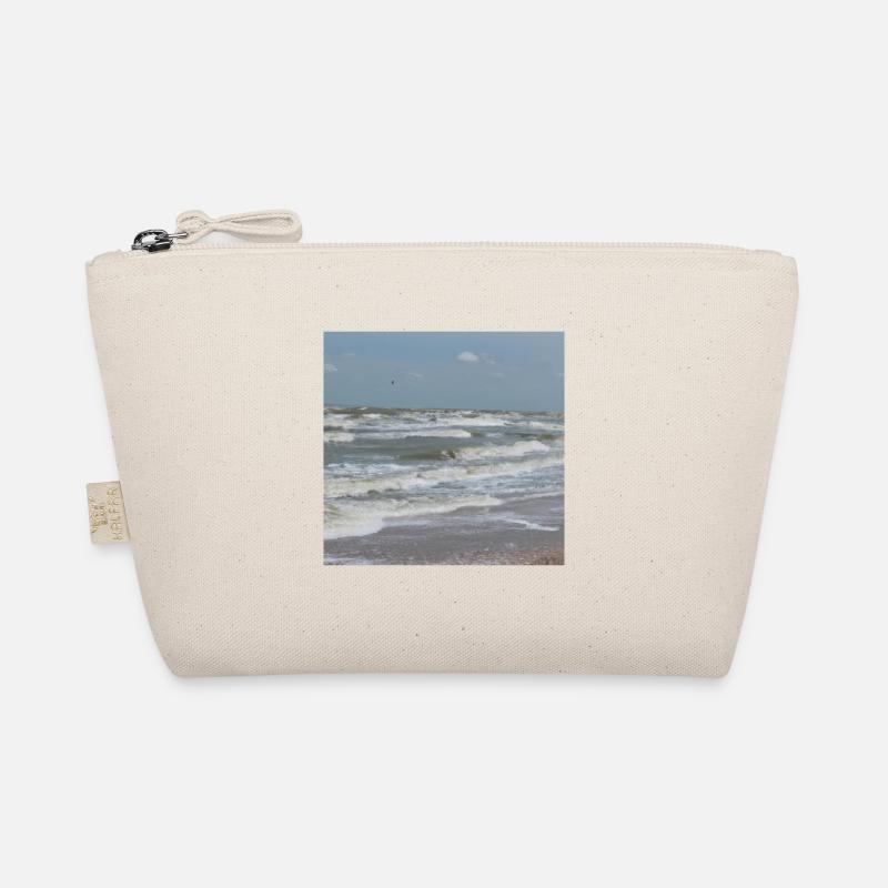 Sea holidays on the beach Organic Pouch