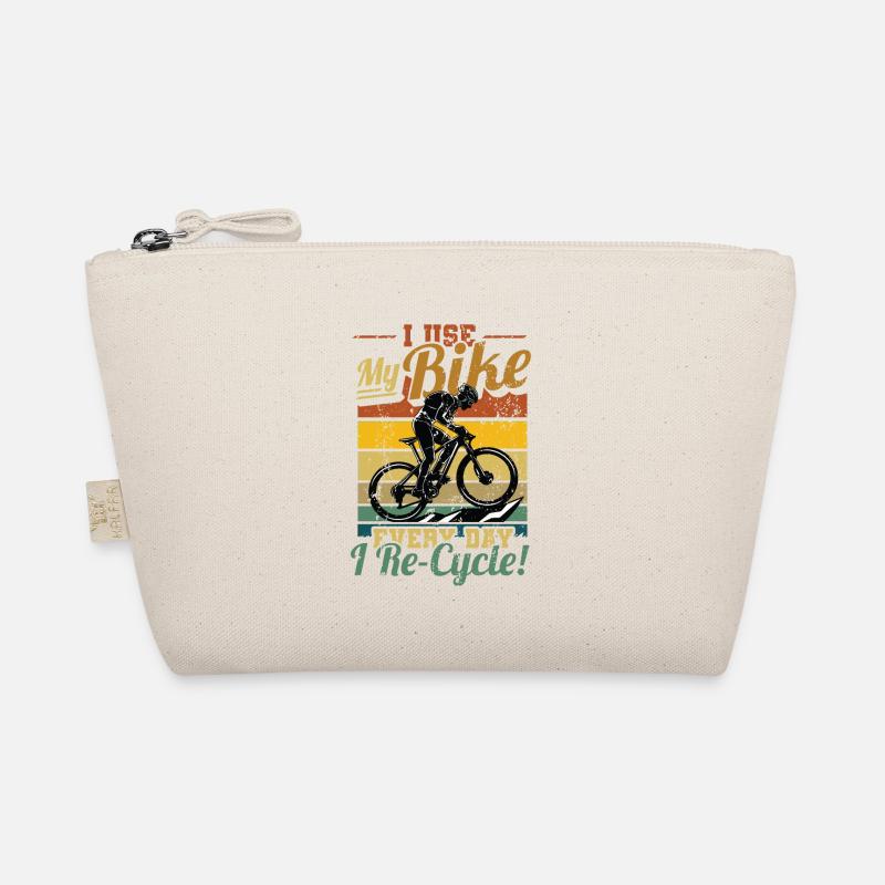 J’utilise mon vélo tous les jours où je fais du vélo, du vélo. Trousse biologique