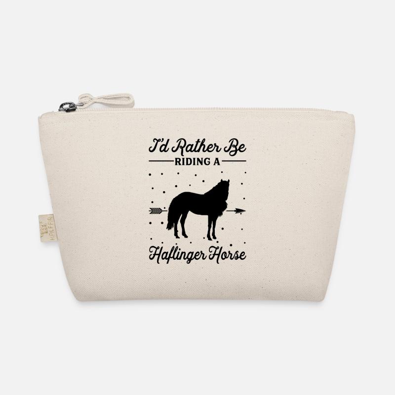 Monter sur un cheval Haflinger Trousse biologique