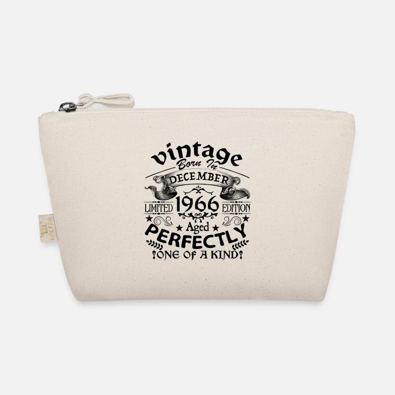 December 1966 | 1966 Vintage | born in December Trousse biologique