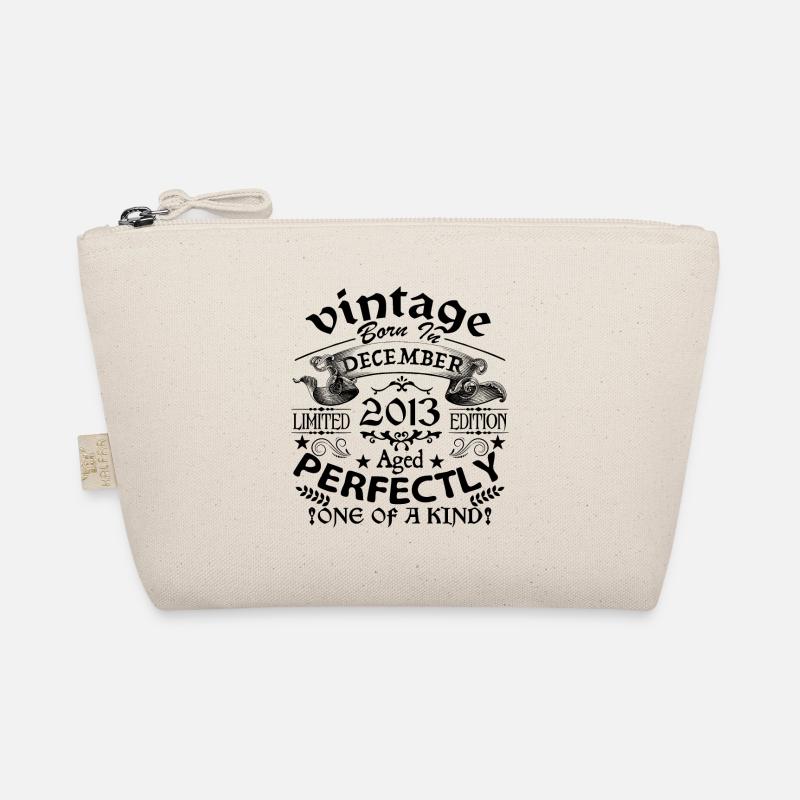 December 2013 | 2013 Vintage | born in December Trousse biologique