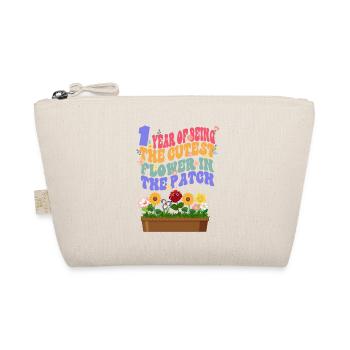 1 year the sweetest flower in the bed gardener - Organic Pouch - nature - Front