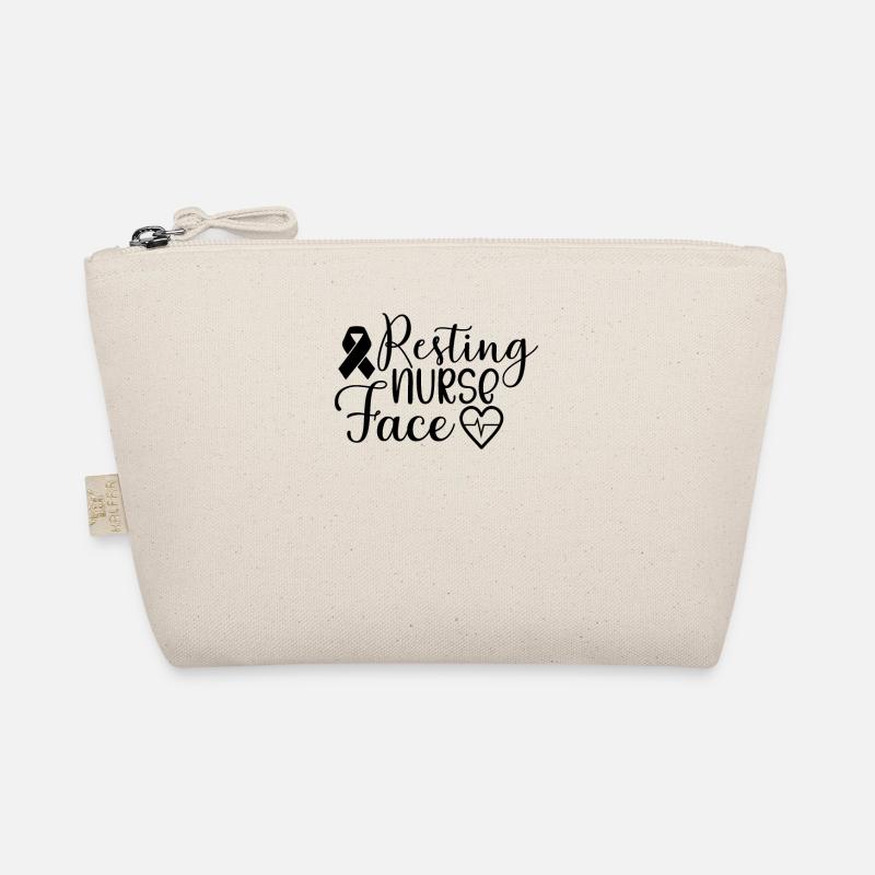 Visage de l’infirmière au repos Trousse biologique