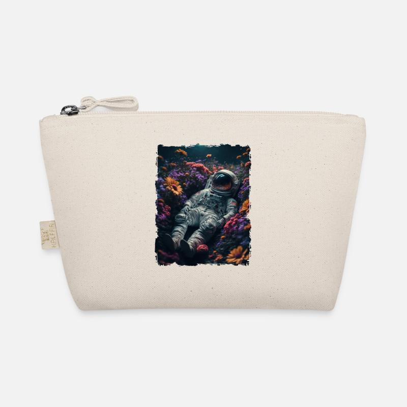 Astronaut lying in Blumenfeld Organic Pouch