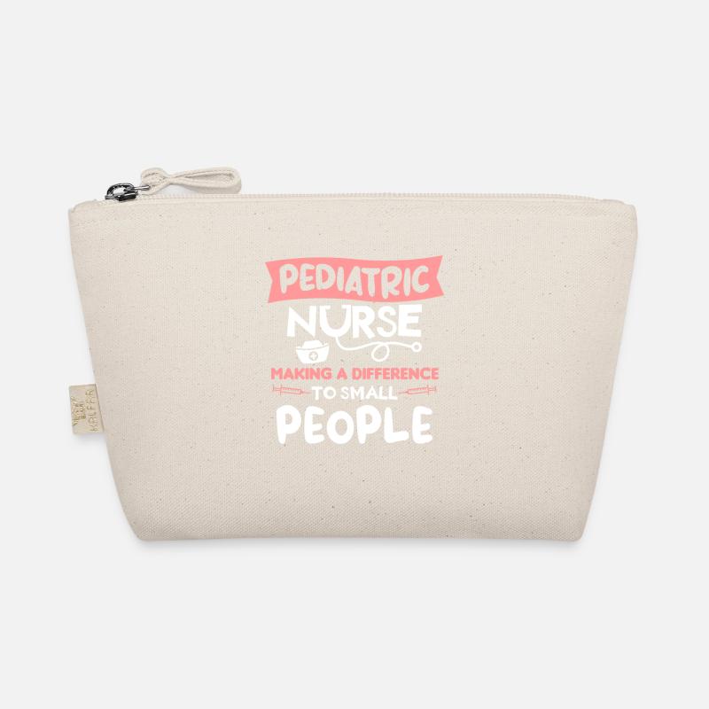 Une infirmière pédiatrique fait une différence pour les petits Trousse biologique