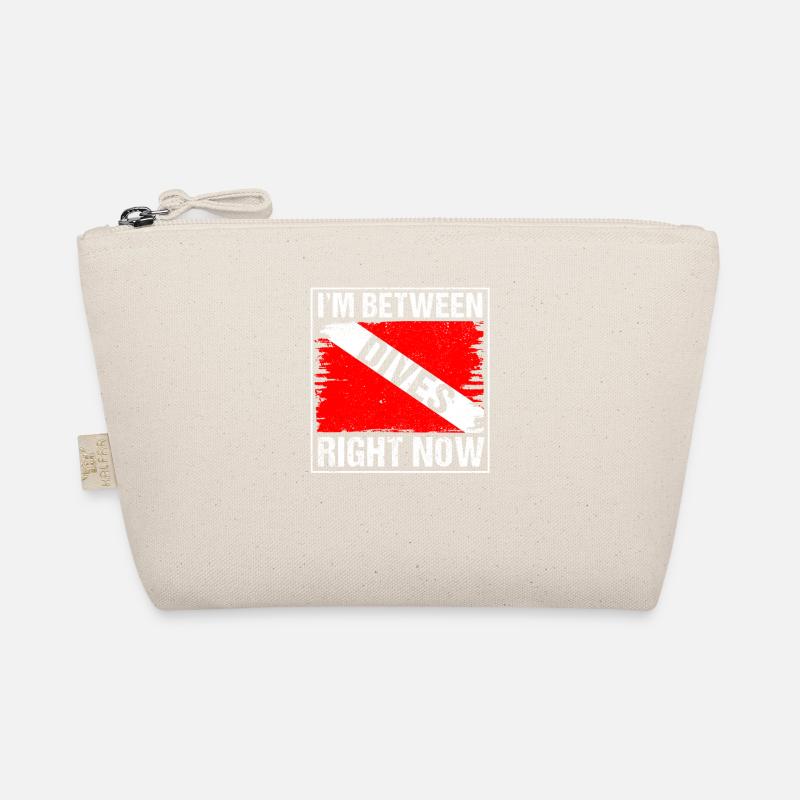 I'm just between two dives Funny Organic Pouch