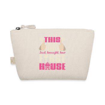 Cette fille vient d’acheter sa première maison - Trousse biologique - nature - Devant