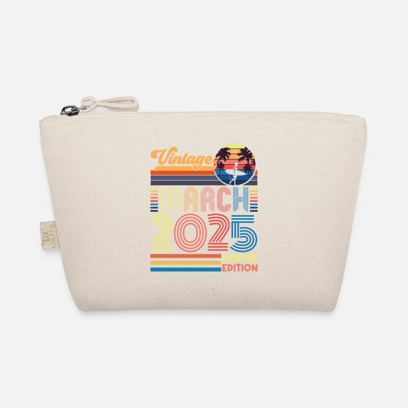 Anniversaire mars 2025.Cadeau Mars 2025.March 2025 Trousse biologique