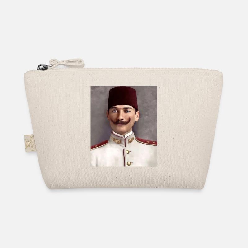 Mustafa Kemal Atatürk Trousse biologique