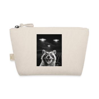 Funny raccoon selfie in front of UFOs Raccoon UFO - Organic Pouch - nature - Front