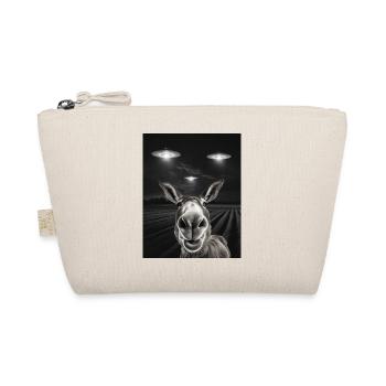Funny ass selfie in front of UFOs Asses UFO - Organic Pouch - nature - Front