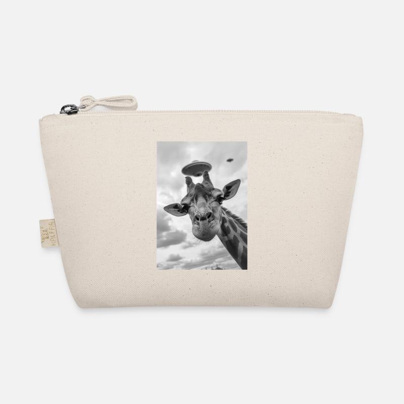 Ufo Selfie Giraffe Organic Pouch