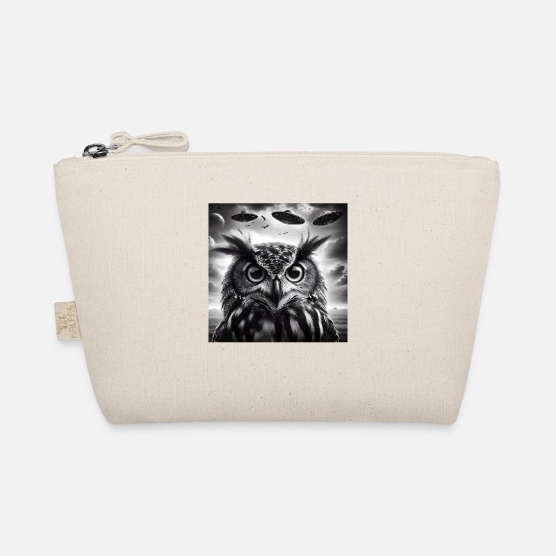 Owl Funny Graphic Selfie with UFOs Weird Aliens Sc Organic Pouch
