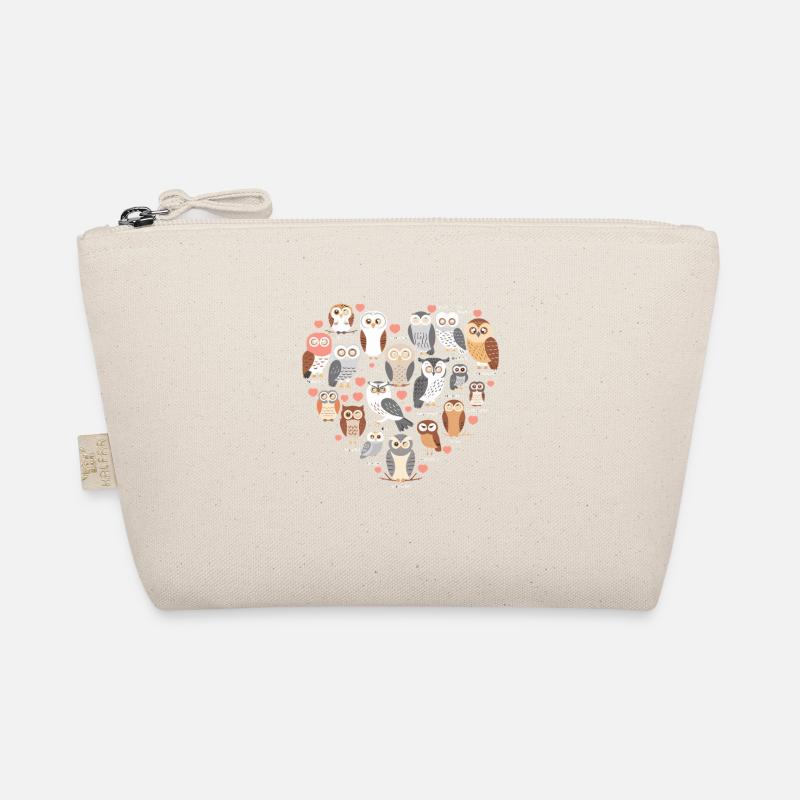 Cute owl with heart for owl lovers Organic Pouch