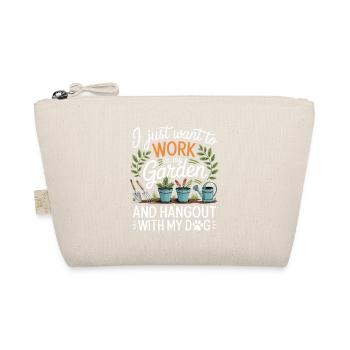 Hobby gardener with dog Garden - Organic Pouch - nature - Front