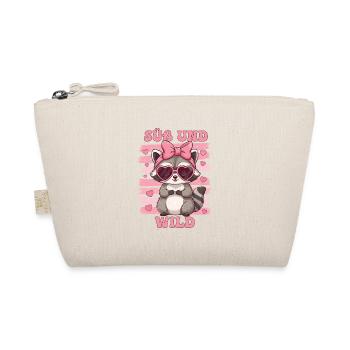 Sweet and wild – Cute raccoon with heart - Organic Pouch - nature - Front