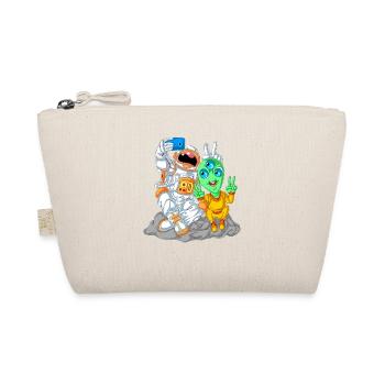 Astronaut Alien Selfie Shirt - Organic Pouch - nature - Front