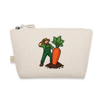 Gardener and giant carrot from the vegetable garden - Organic Pouch - nature - Front