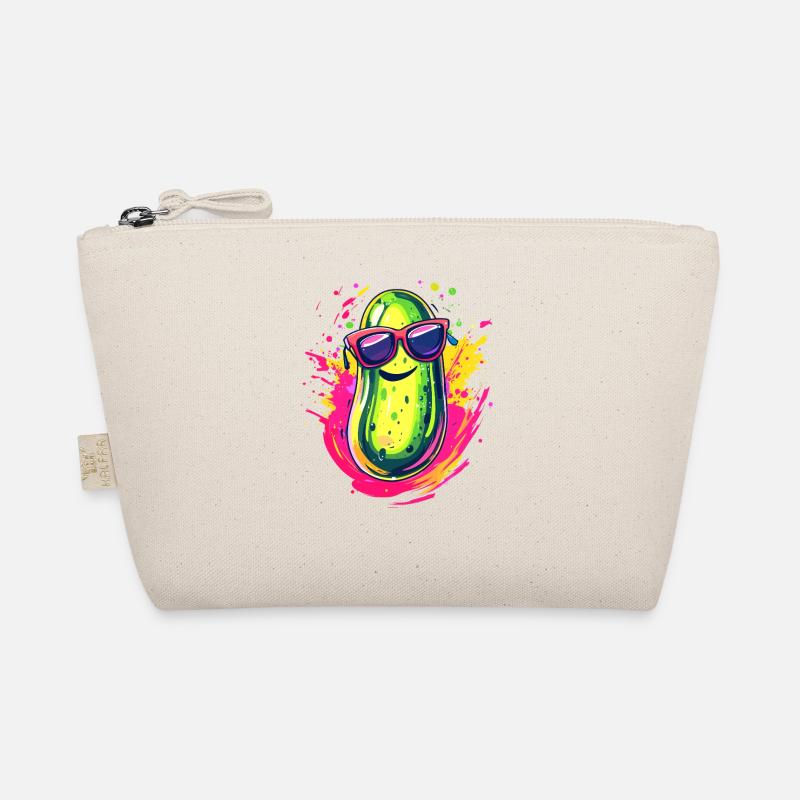 Concombre frais avec lunettes de soleil Trousse biologique