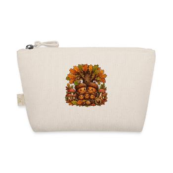 Chestnut family in autumn forest - Organic Pouch - nature - Front
