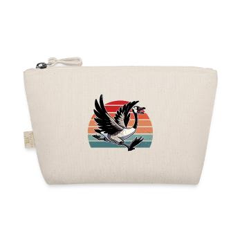 Funny Canadian Goose - Organic Pouch - nature - Front
