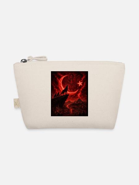 Red moon wolf over the city of fire - Organic Pouch - nature