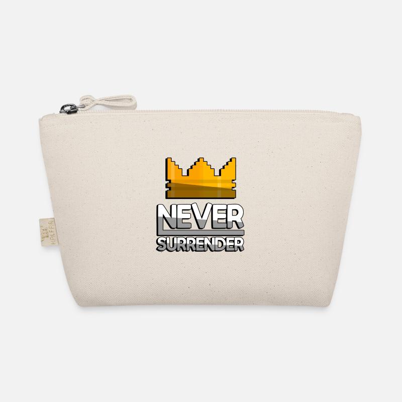 NEVER SURRENDER (Weiß) + King Crown - Gaming Bio-Täschchen