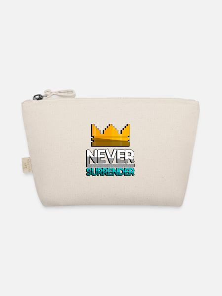 NEVER SURRENDER (Türkis) + King Crown - Gaming - Bio-Täschchen - Natur - Vorne