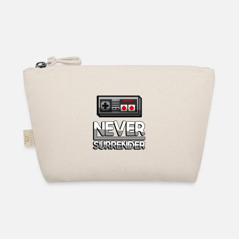 NEVER SURRENDER (Weiß) + NES Controller - Gaming Bio-Täschchen