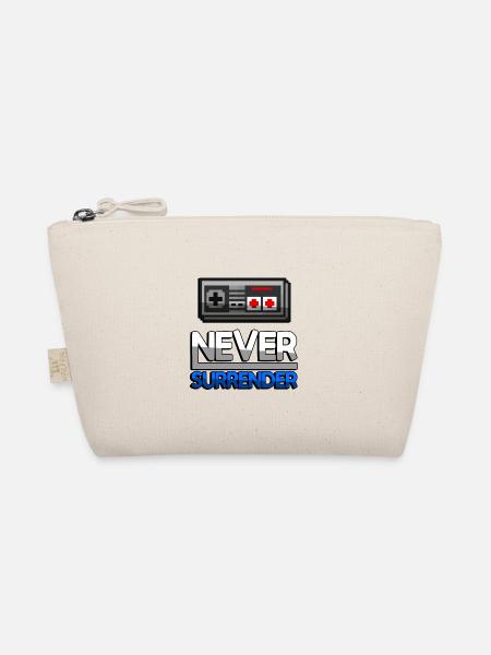 NEVER SURRENDER (Blau) + NES Controller - Gaming - Bio-Täschchen - Natur - Vorne