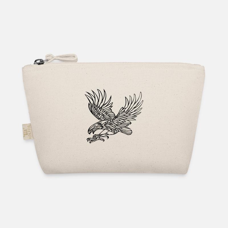 Eagle in grabbing flight for bird lovers and falconers Organic Pouch