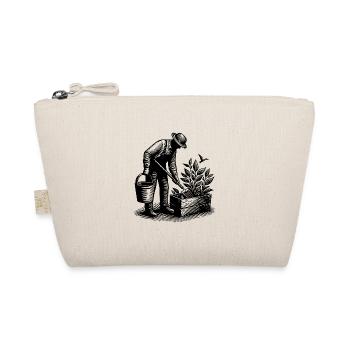 Hobby gardener doing gardening - Organic Pouch - nature - Front