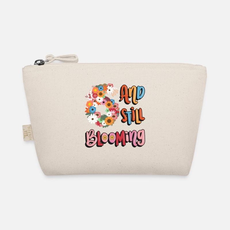 6 Et encore des filles fleuries 6. Trousse biologique