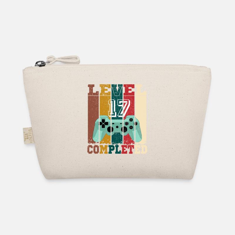 Level 17 completed, birthday gift 17 years gamer Organic Pouch