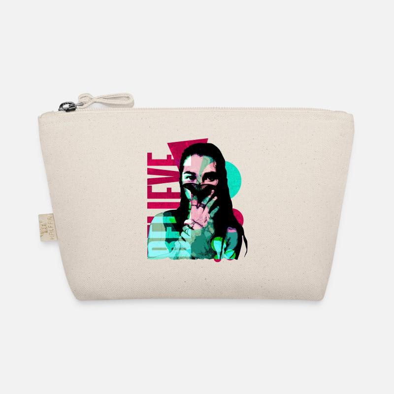 Femme avec papillon Trousse biologique