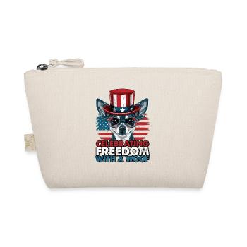 Chihuahua célèbre la liberté avec un woof - Trousse biologique - nature - Devant