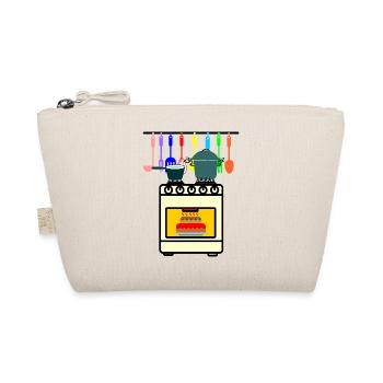 Kitchen utensils with oven pans on fire and cake - Organic Pouch - nature - Front