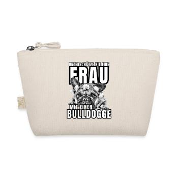 NEVER UNDERESTIMATE A WOMAN with Bulldog Dog DOG - Organic Pouch - nature - Front