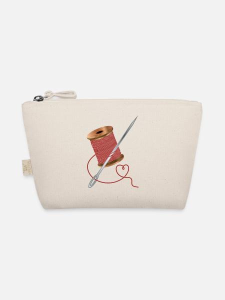 Needle and sewing thread with a lot of love - Organic Pouch - nature - Front