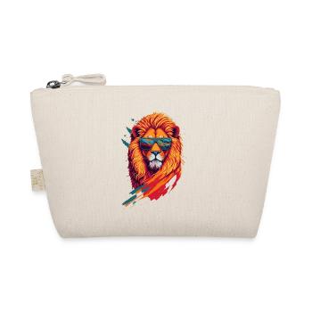 Roaring Retro: Aggressive Lion T-Shirt Art - Trousse biologique - nature - Devant