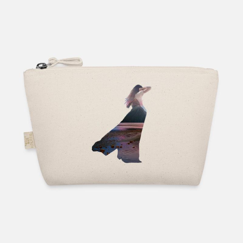Femme avec robe Trousse biologique
