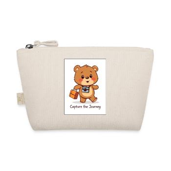 Adorable Travel Bear: Capture the Journey Motiv! - Bio-Täschchen - Natur - Vorne