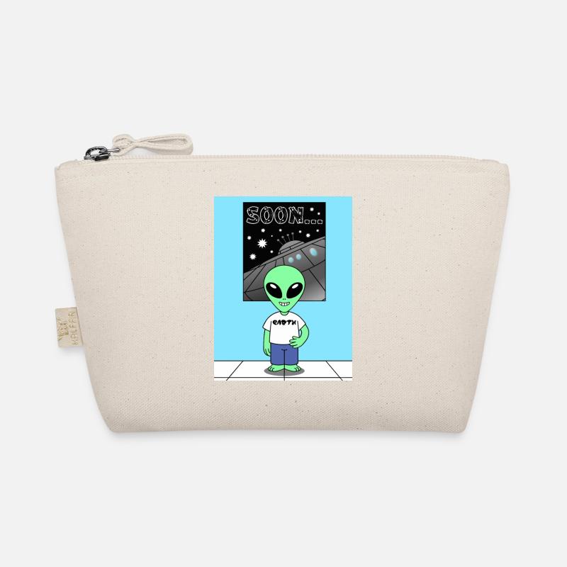 Alien devant le vaisseau spatial Terre Trousse biologique