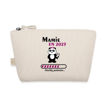 Mamie en 2023, future grand-mère, mémé, bébé - Trousse biologique - nature - Devant