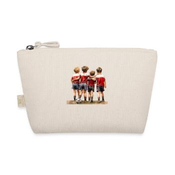 Four friends playing football - Organic Pouch - nature - Front